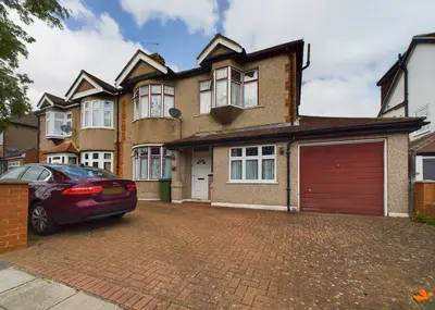 Hartsmead Road, Eltham, SE9 3LU