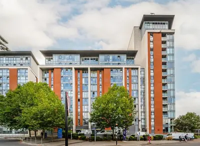 Seagull Lane, Seagull Lane, E16