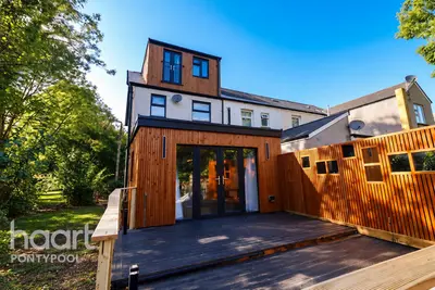 Railway Terrace, Pontypool, NP4