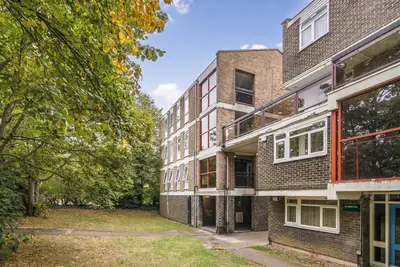 Gloucester Road, KT1