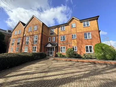 Flat 6, Carrington House, Southampton, 39 Westwood Road, SO17 1DH