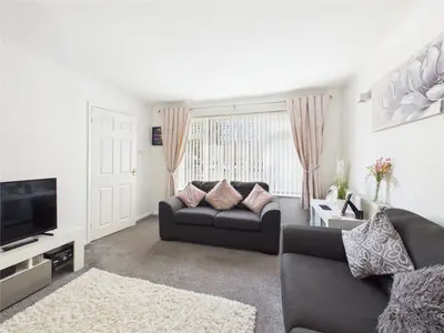 Hill Street, Kingswood, BS15