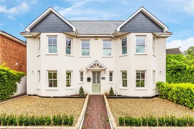 Brownlow Road, Redhill, RH1