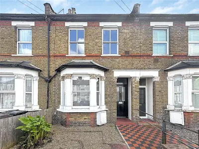 Albion Road, Hounslow, TW3
