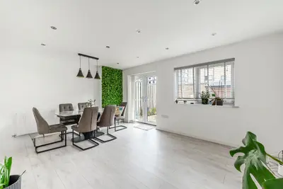 6 Sutton Road, HARROW