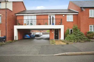 Aspen Road, Rugby, CV21