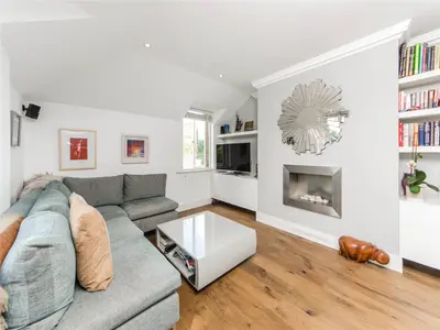 Beaufort Road, Twickenham, TW1
