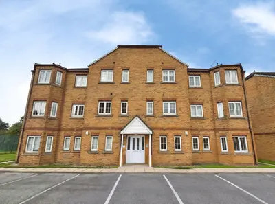 Chandlers Court, Victoria Dock, HU9