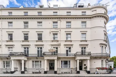 Gloucester Terrace, London, W2