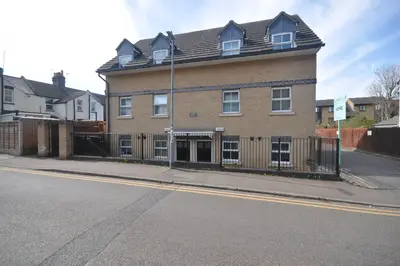 Flat 2, 141 Upper Bridge Road, Chelmsford, Essex, CM2 0AL