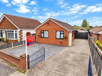 Arrowe Avenue, Moreton, CH46