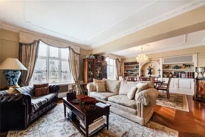 Chesterfield Gardens, Mayfair, W1J