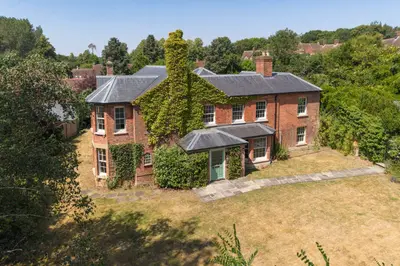 Castle Lane, Donnington, Newbury, Berkshire, RG14 2LD