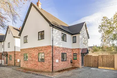 Kingsbridge Way, Kentford, CB8