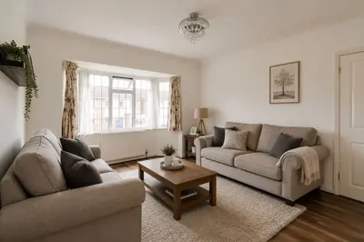 York Way, London, N20