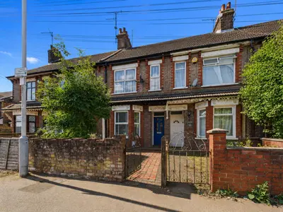 Beechwood Road, Luton, LU4 9RG