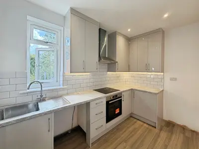Cove Road, Farnborough, Hampshire, GU14 0EX