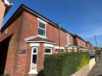 Macnaghten Road, SO18