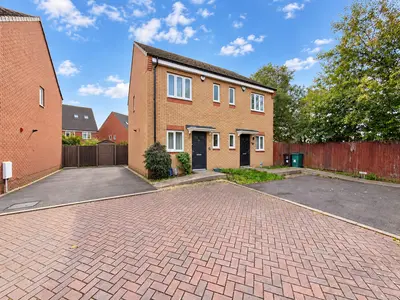Shropshire Close, Walsall, WS2