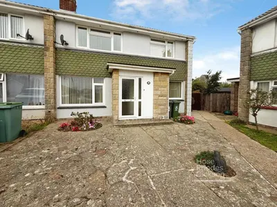 Grasmere Avenue, Ryde, PO33