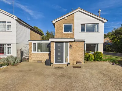 Beech Avenue, Lane End, HP14