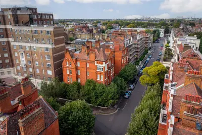 Hamlet Gardens, London, W6