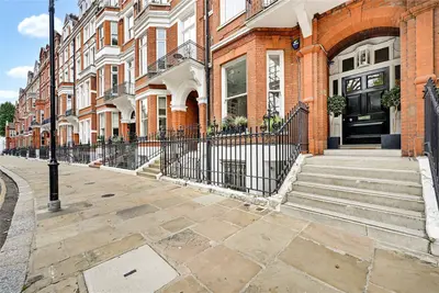 Lennox Gardens, London, SW1X