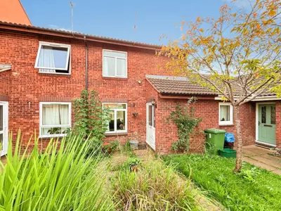 Maple Court, Frome, BA11