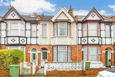 Halley Road, London, E12