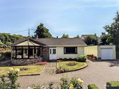 Veryan, Truro