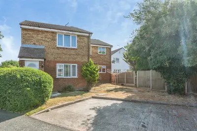 Leston Close, Rainham