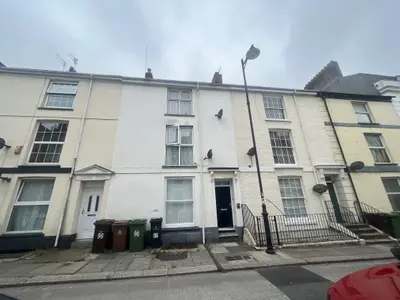 George Street, Devonport, PL1