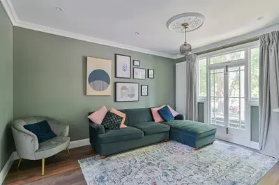 Flat 2, Kingdene Cottage, Lower Green West, Mitcham