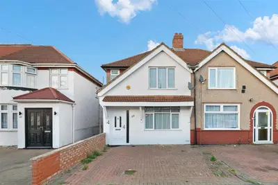 Clairvale Road, Hounslow