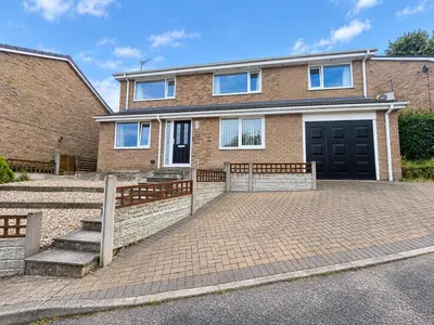 Spring Rise, Glossop, Derbyshire, SK13