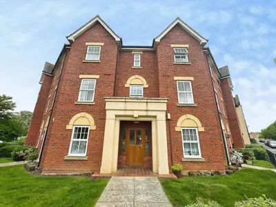 East Water Crescent, Hampton Vale, PE7