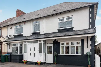 Pool Lane, Oldbury, B69