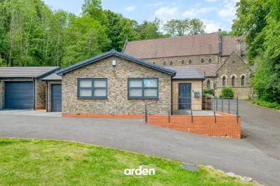 Gorge Road, Bilston, WV14