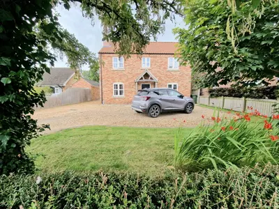 High Broadgate, Tydd St. Giles, Wisbech, PE13 5LS