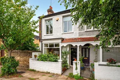 Ernest Gardens, Chiswick, London, W4