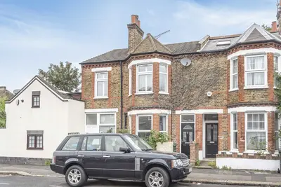 Chale Road, SW2