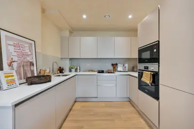 Flat 50, Marble House, Hayes
