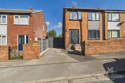 Gladstone Street, Featherstone, West Yorkshire, WF7