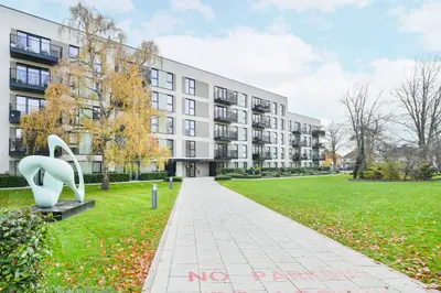 FLAT 9, Laurina Apartments, 10 Carnation Gardens, Hayes