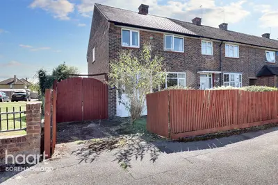 Croxdale Road, Borehamwood, WD6