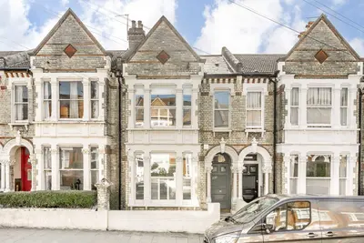 Kingscourt Road, SW16