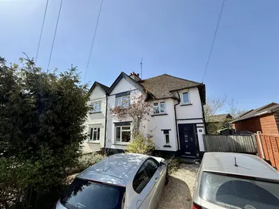 Park Road, Faringdon, SN7 7BT