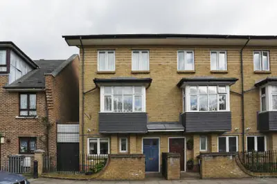 4 bedroom Semi Detached for sale