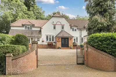 Woodland Way, Kingswood
