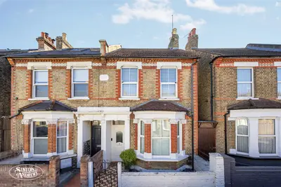 Eastbourne Road, Brentford